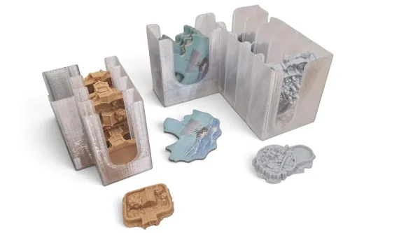 Insert 3D compatible avec le jeu Inis