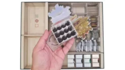 Insert 3D compatible avec le jeu Inis