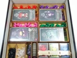 Organisateur pour Wonderland's War (retail edition)