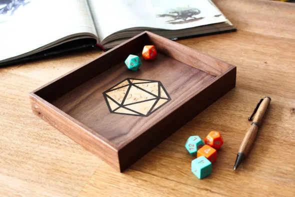Piste de Dés en Bois Massif - Design D20 (Noyer Noir)